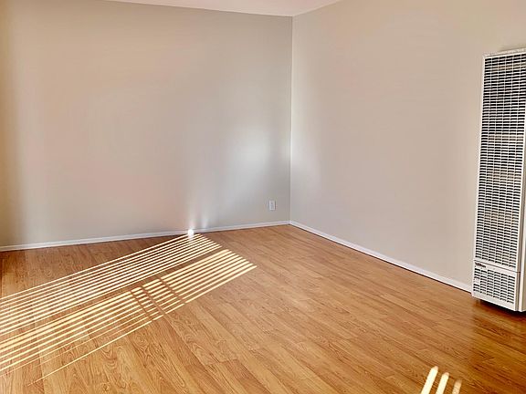 4th image of 2070 Radio Ave #2318