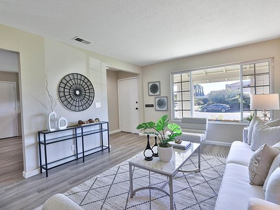 3rd image of 3015 Remington Way