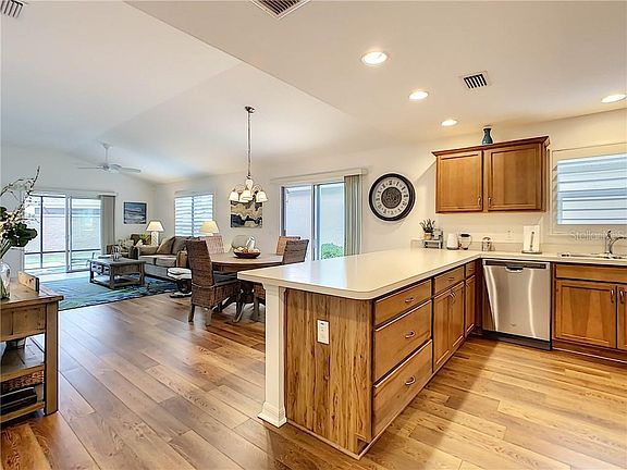 3rd image of 16775 SE 91st Phillips Ct