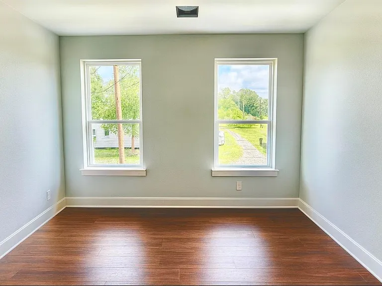 8132 Penrod St — Photo 15