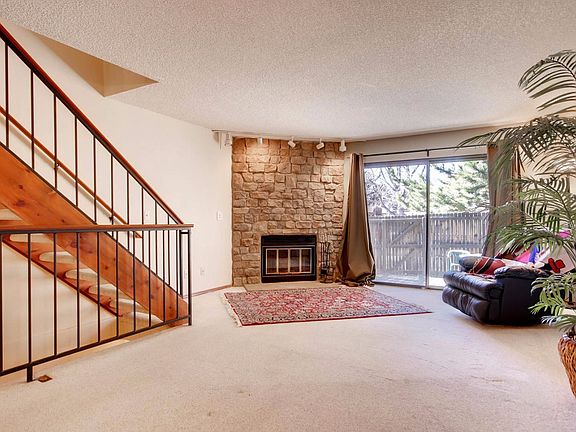 3rd image of 322 Wright St APT 102