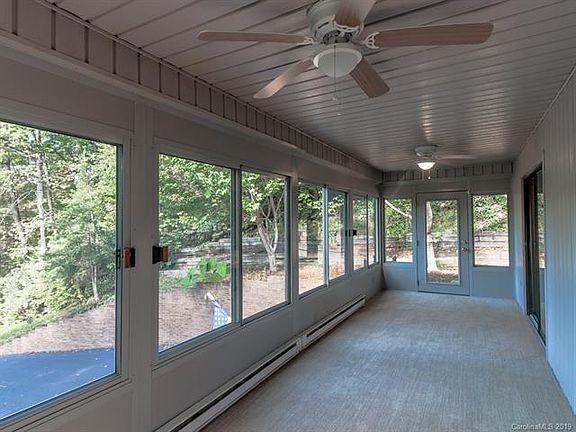 3rd image of 202 Haywood Knolls Dr