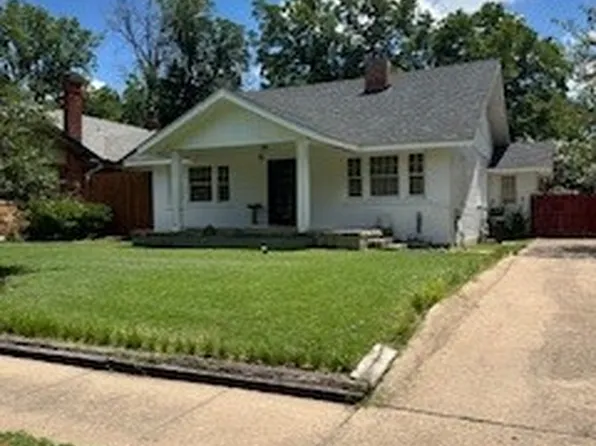 2311 Mistletoe Ave, Fort Worth, TX 76110