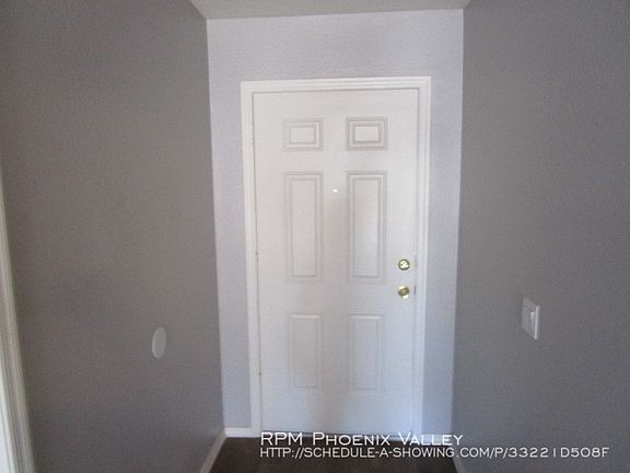 2nd image of 8521 W Pioneer St