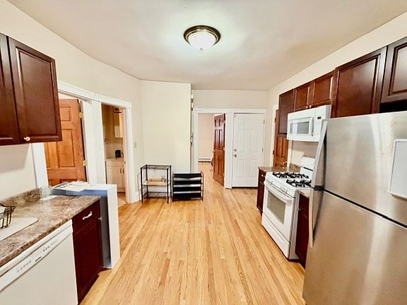 2nd image of 105 Brookline St #3