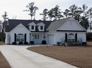 114 River Reach Dr W, Swansboro, NC 28584