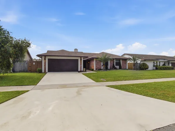 2658 SW 11th Place N, Deerfield Beach, FL 33442