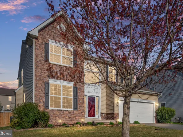 34 Fountain Dr, Stafford, VA 22554
