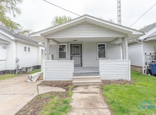 1816 Barrows St, Toledo, OH 43613