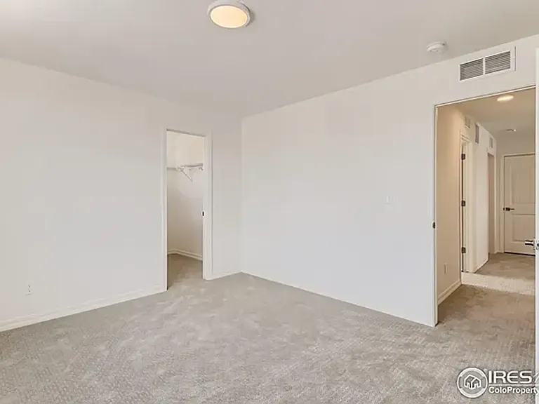 6440 Rolling Creek Dr — Photo 40