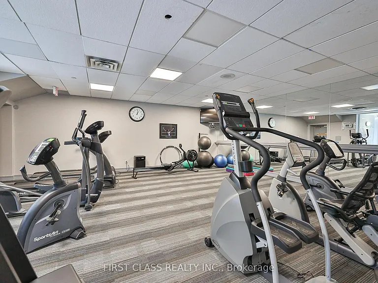 3181 Bayview Ave #902 — Photo 39