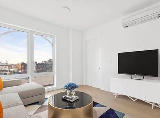 198 Greenpoint Ave #3I, Brooklyn, NY 11222