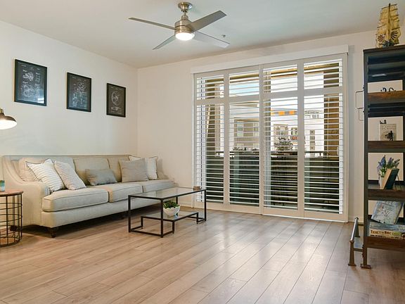 3rd image of 809 Auzerais Ave Unit 319