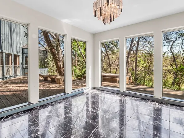 3724 Wooded Creek Dr, Farmers Branch, TX 75244