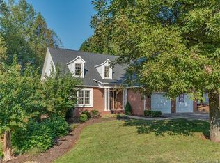177 Countrywood Dr, Forest City, NC 28043