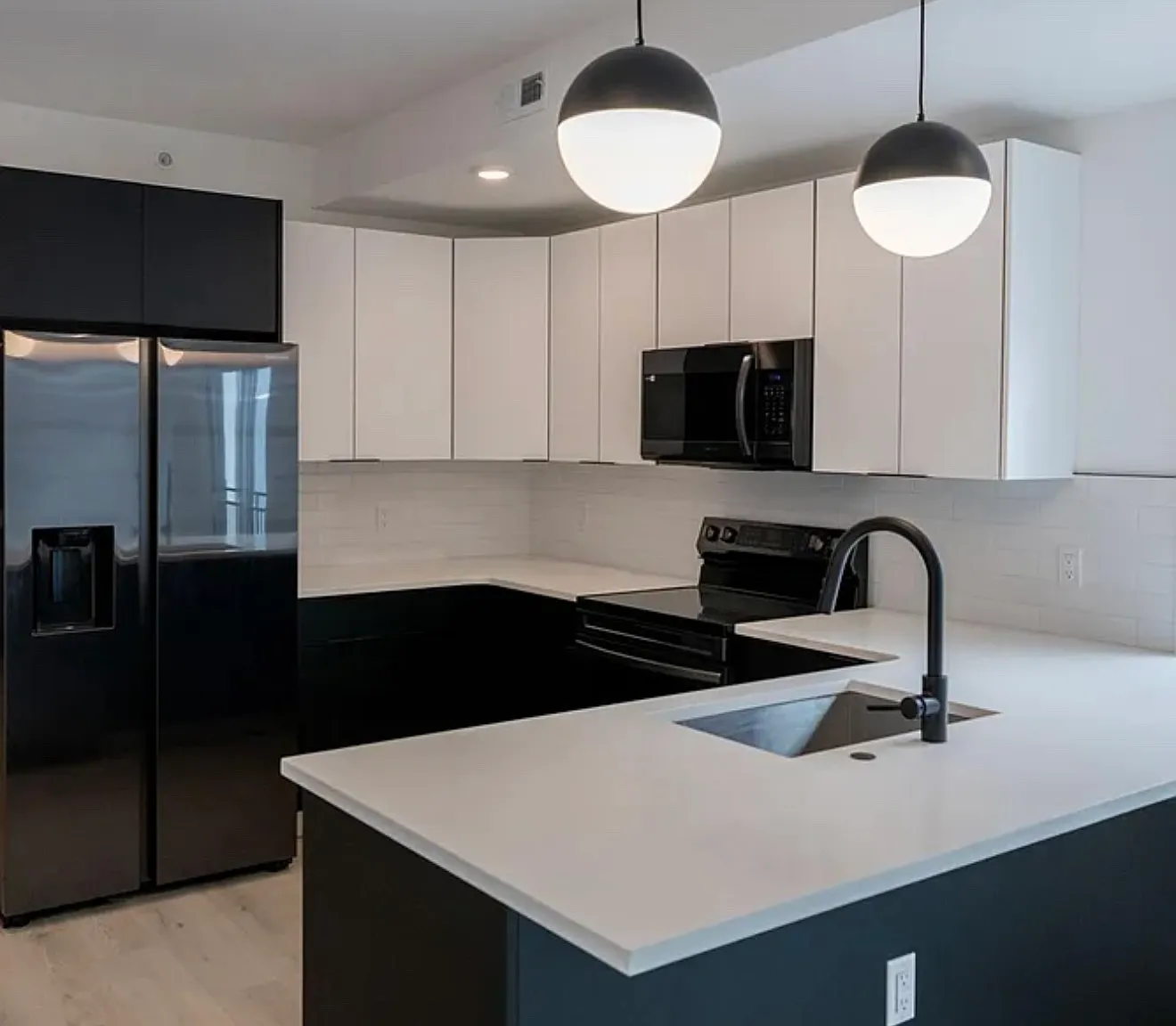1 bed, 1.5 bath, $1,750 — Photo 3