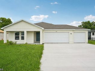 16057 Minorca Dr, Labelle, FL 33935