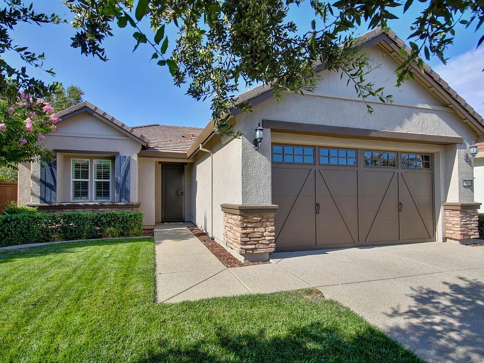 2nd image of 7693 Peak Forest Way