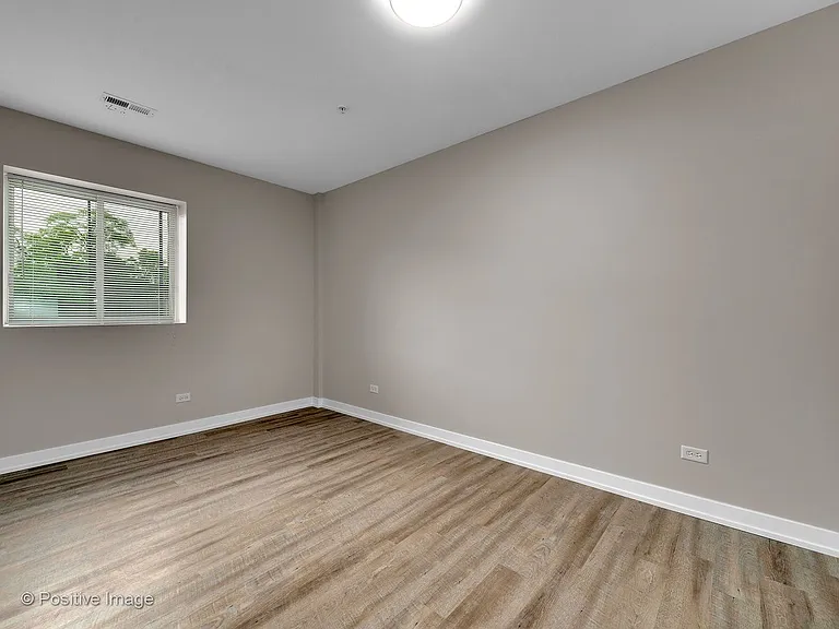 2100 Main St #206 — Photo 5