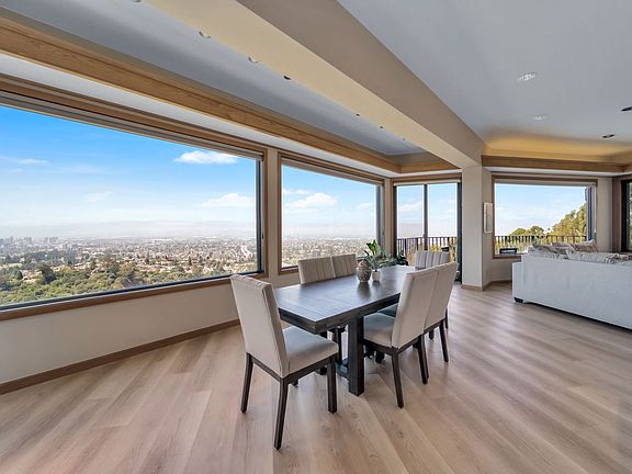 Dining room, looking toward living room