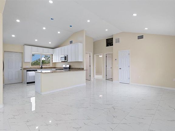 5th image of 743 BAYSHORE DRIVE