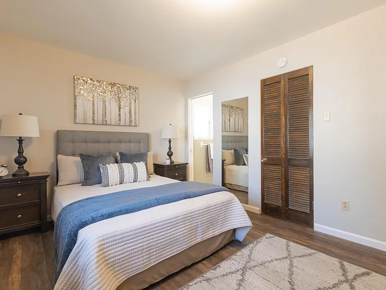 356 W Loretta Ave — Photo 20