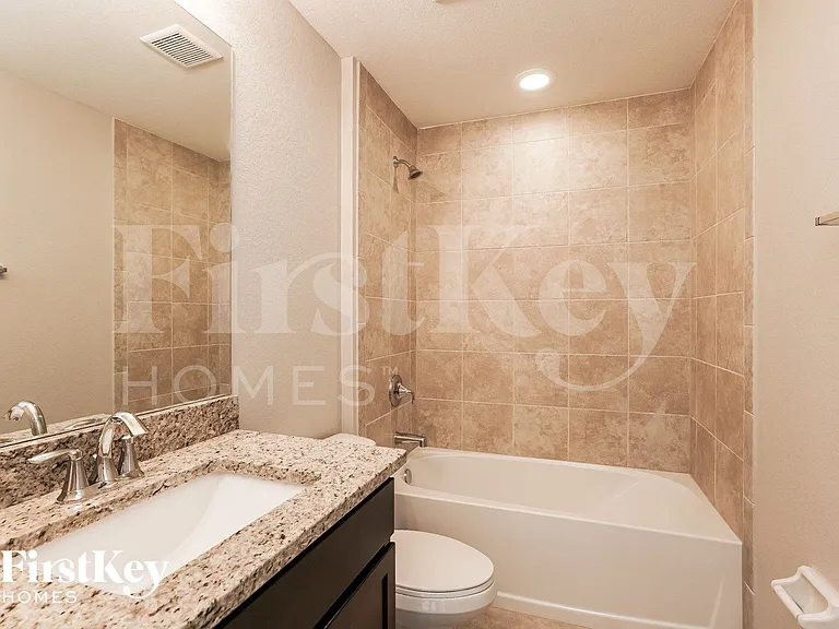 1104 SW 9th Ave — Photo 14
