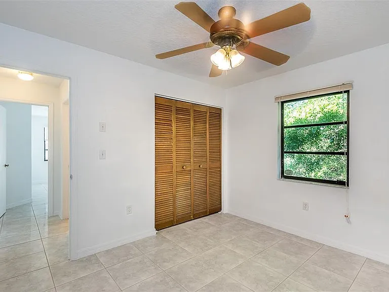 838 Jarvis St — Photo 28