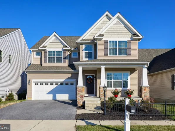 508 Royer Dr, Lancaster, PA 17601