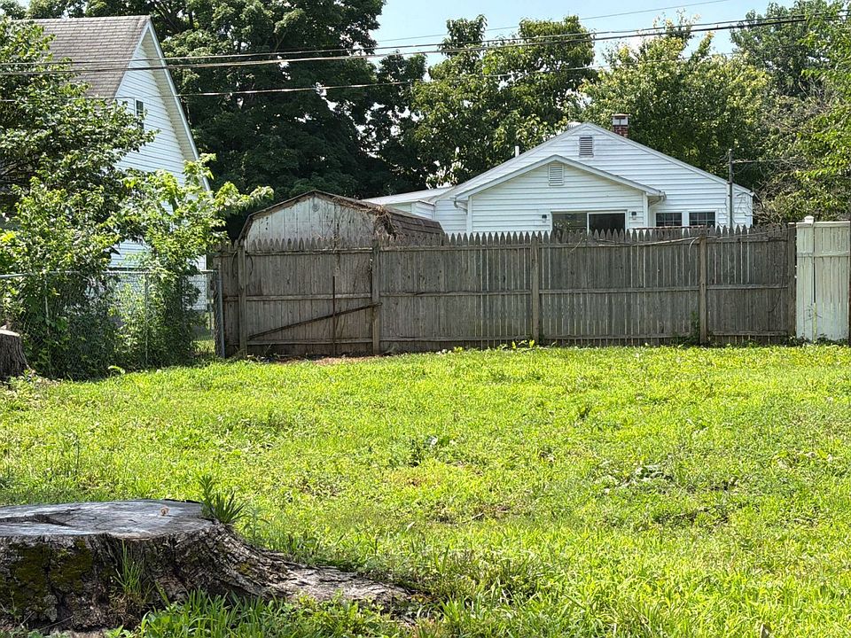 1st image of 68 Vincent St