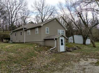 210 E Pine St, Pisgah, IA 51564