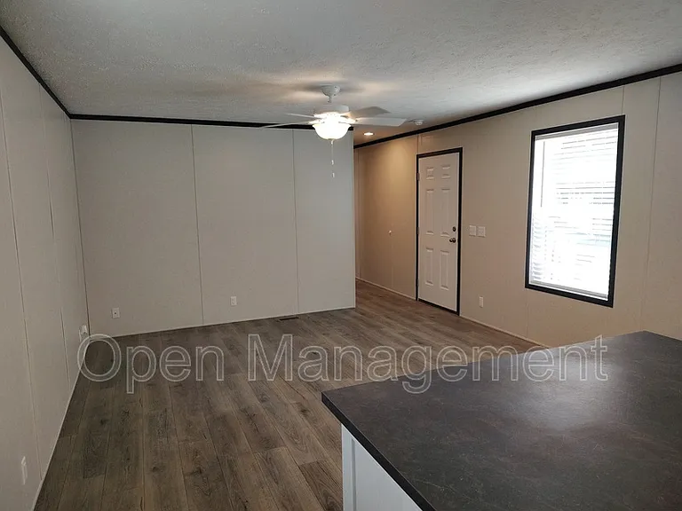 120 Terry Blvd #4 — Photo 6