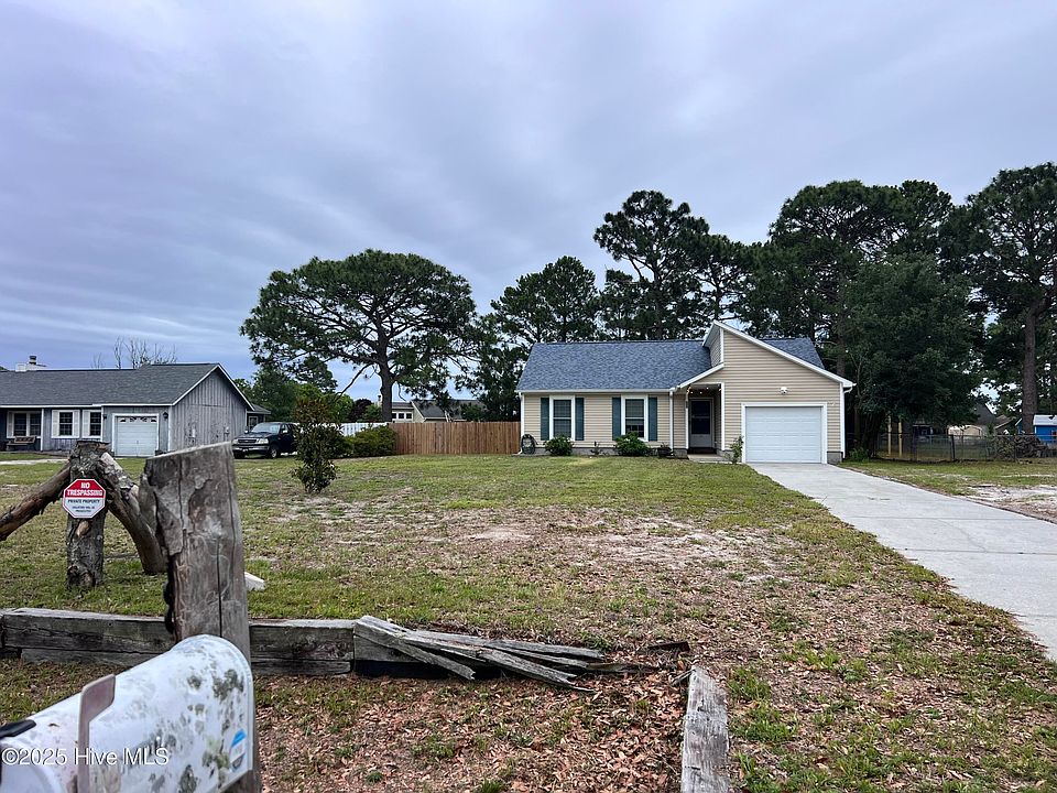 2nd image of 312 W Volant Street