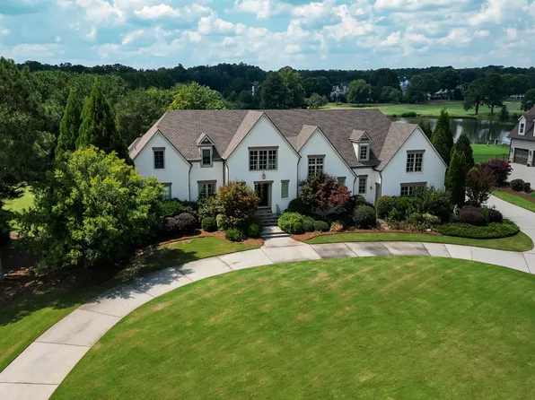 745 Tralee Dr, Fayetteville, GA 30215