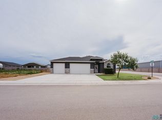 3711 S Sunnyview Ave, Carlsbad, NM 88220