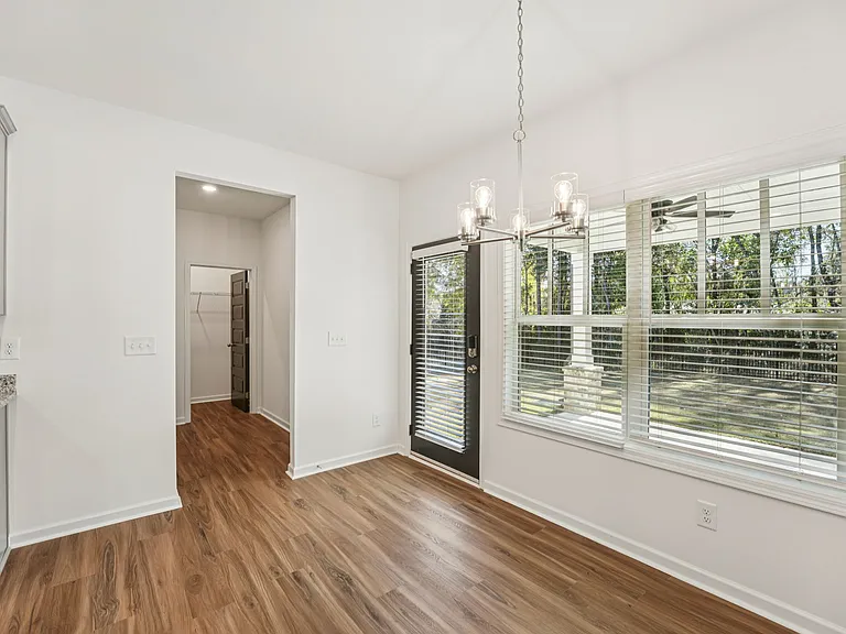 Quinn Residences at Dorchester Place — Photo 86