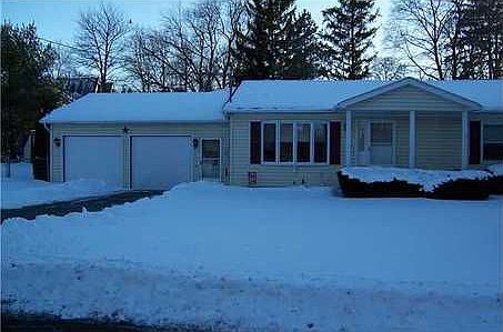 1st image of 141 Lincoln Ave