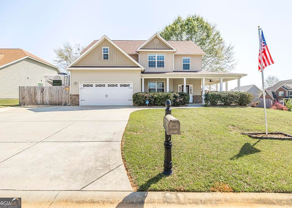 1st image of 400 Ansley Ave