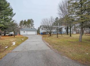 1553 Pine Grove Dr, Kronenwetter, WI 54455