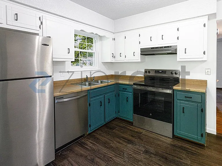 Kitchen 2