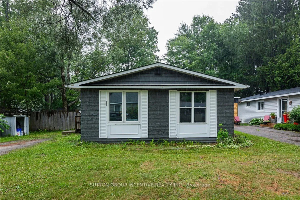 4 bed, $2,800 — Photo 2