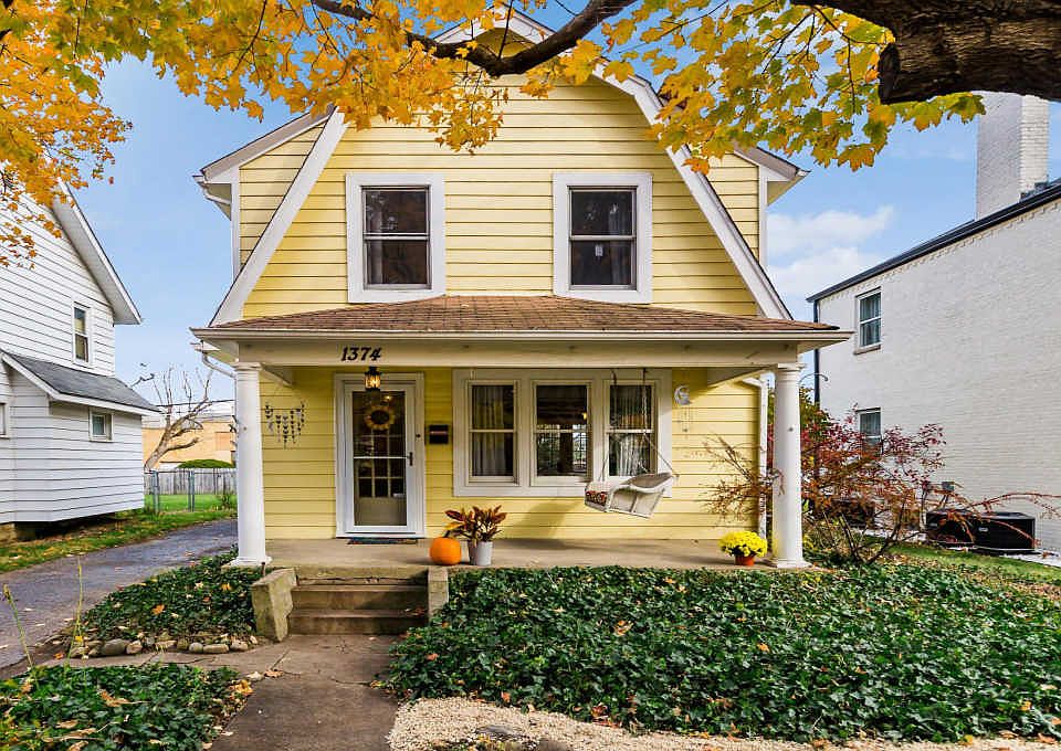 1st image of 1374 Eastview Ave