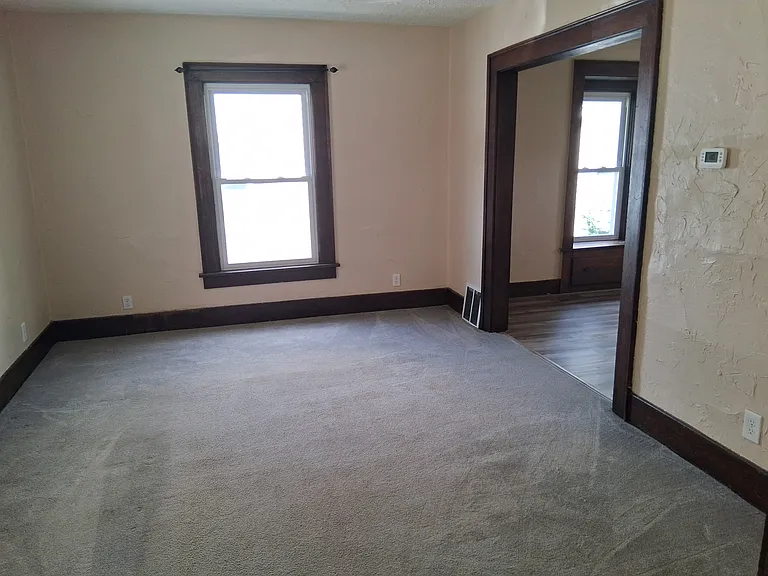 1543 Front St — Photo 5