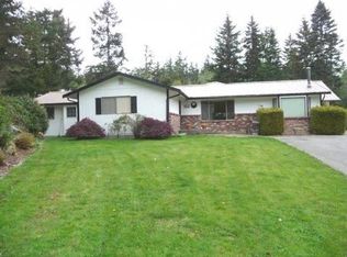 820 Red Robin Ln, Oak Harbor, WA 98277