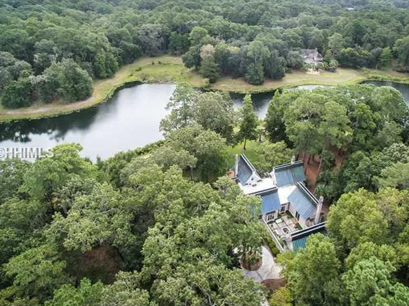 5 Forest Lake Dr, Daufuskie Island, SC 29915