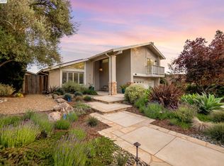 3571 Skyline Dr, Hayward, CA 94542