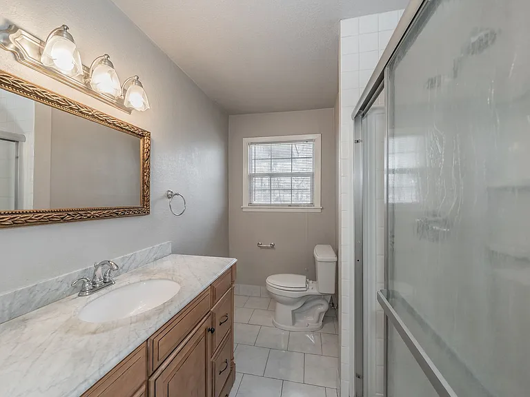 5805 Aton Ave — Photo 30
