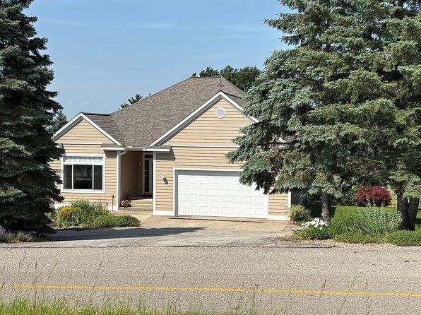 5668 Golf Meadows Dr