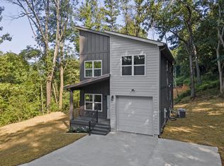 10608 Card Rd, Soddy Daisy, TN 37379