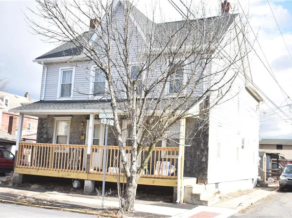 418 4th St, Palmerton, PA 18071